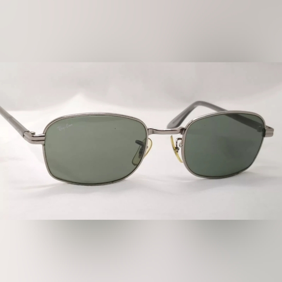 Vintage Ray-Ban W2189 Gunmetal/Gray Blend Rectangular Cross Walk Sunglasses - Picture 5 of 10